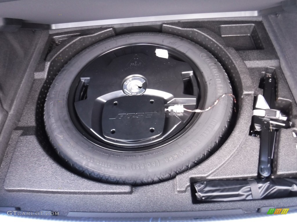 2017 Q3 2.0 TFSI Prestige quattro - Utopia Blue Metallic / Rock Gray photo #34