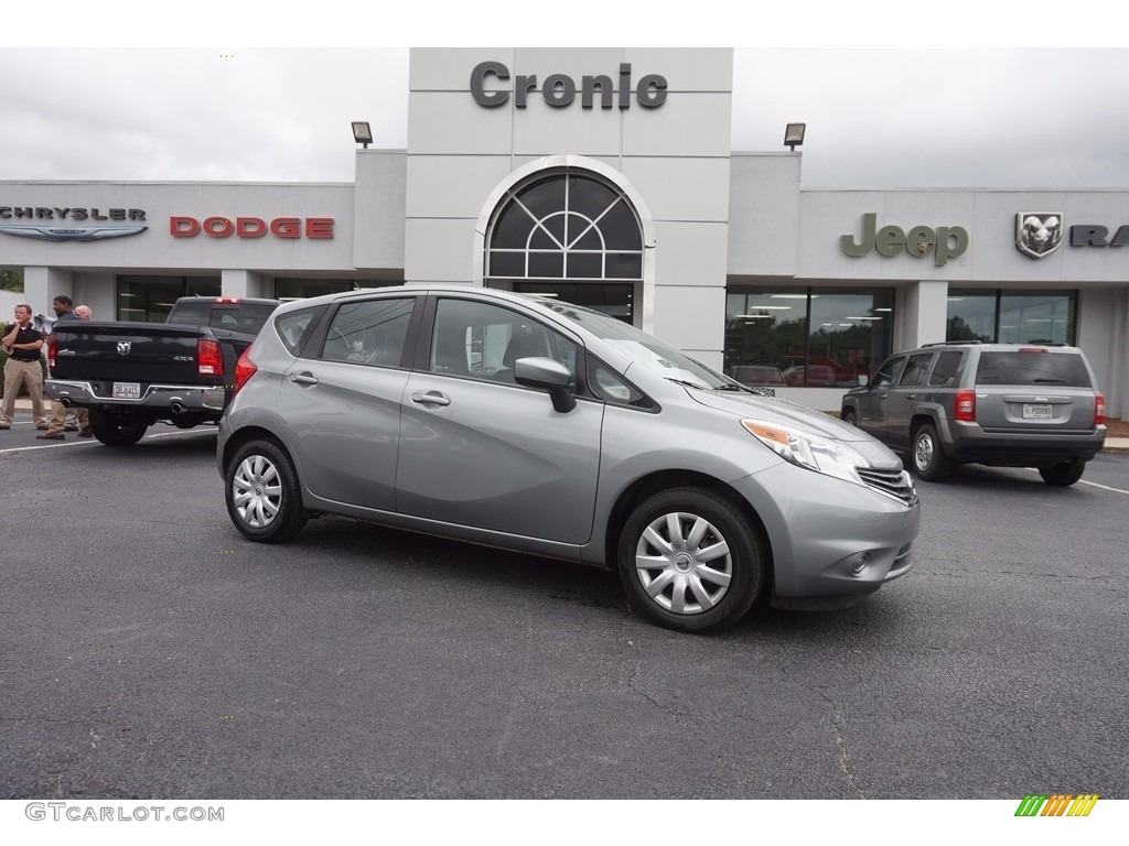 2015 Versa Note SV - Magnetic Gray / Charcoal photo #1