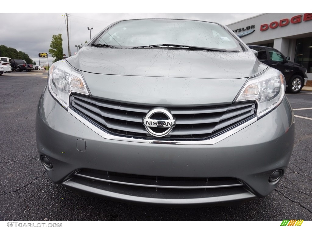2015 Versa Note SV - Magnetic Gray / Charcoal photo #2