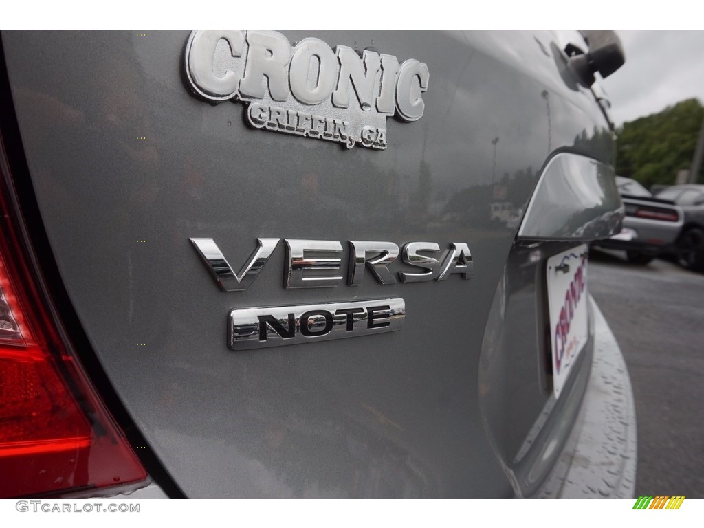 2015 Versa Note SV - Magnetic Gray / Charcoal photo #15