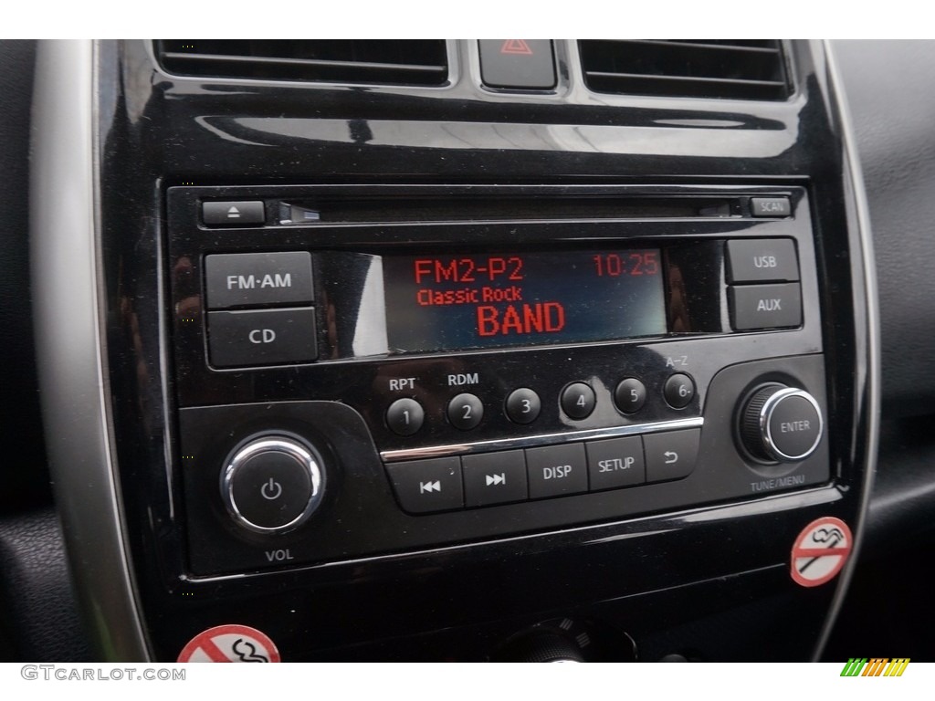 2015 Versa Note SV - Magnetic Gray / Charcoal photo #24