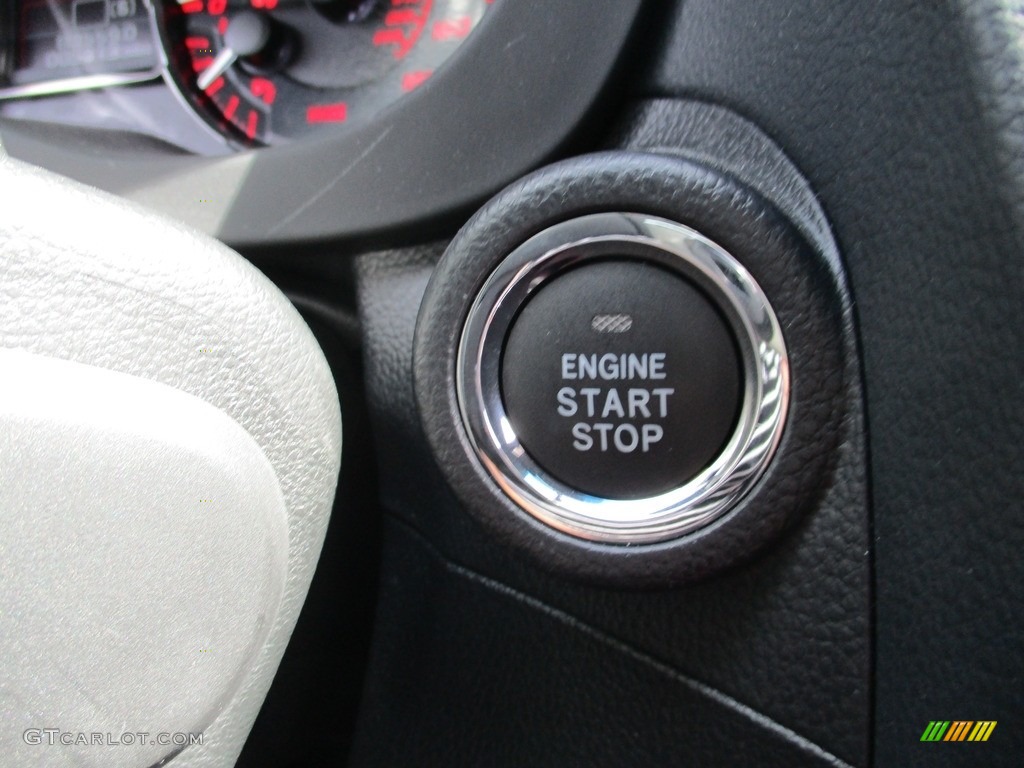 2016 Subaru WRX STI Limited Controls Photo #115470807