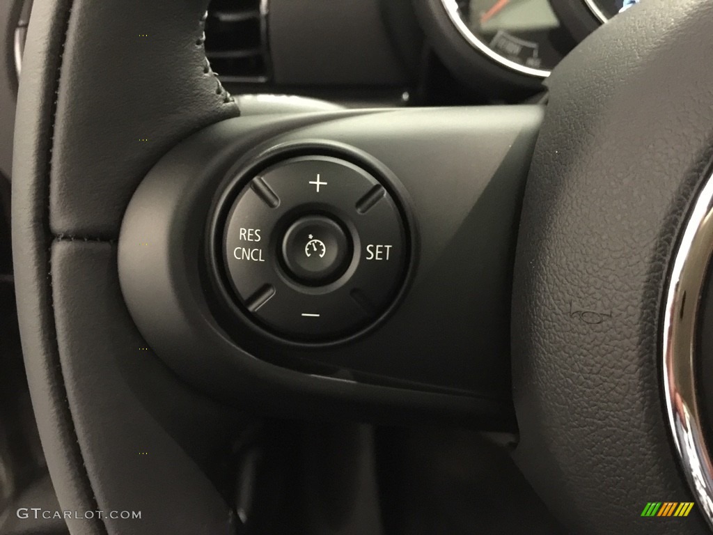 2016 Mini Clubman Cooper Controls Photo #115470837