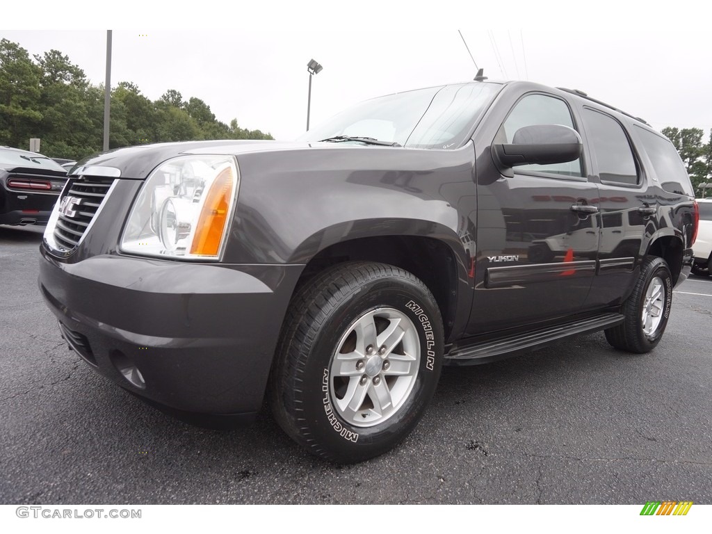 2011 Yukon SLT - Storm Gray Metallic / Light Titanium photo #3