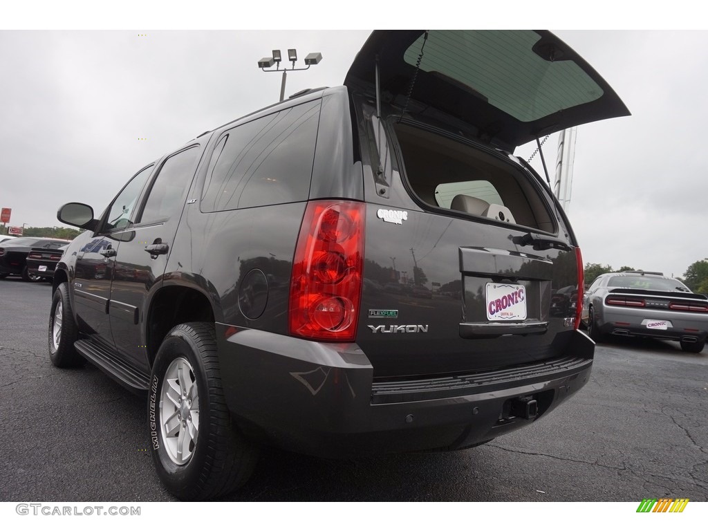 2011 Yukon SLT - Storm Gray Metallic / Light Titanium photo #18