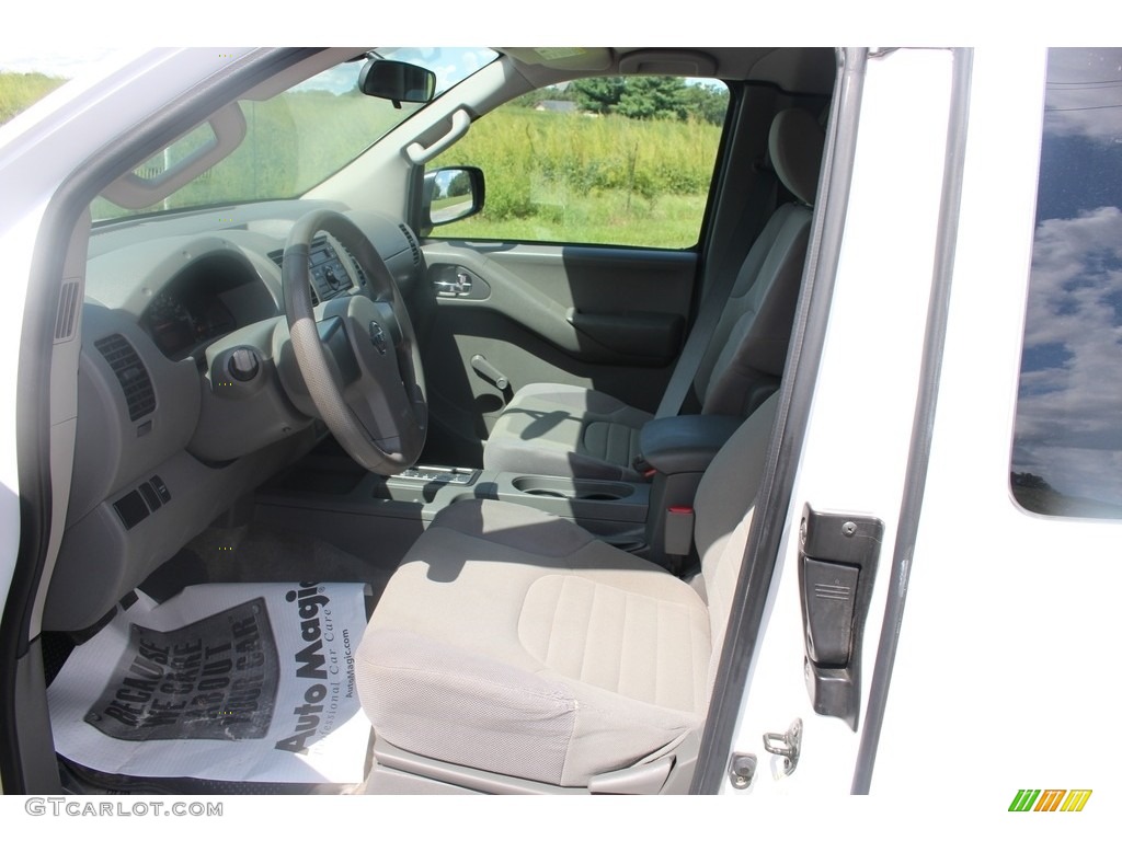 2012 Frontier S King Cab - Avalanche White / Steel photo #31