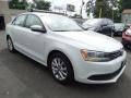 Pure White - Jetta SE Sedan Photo No. 3