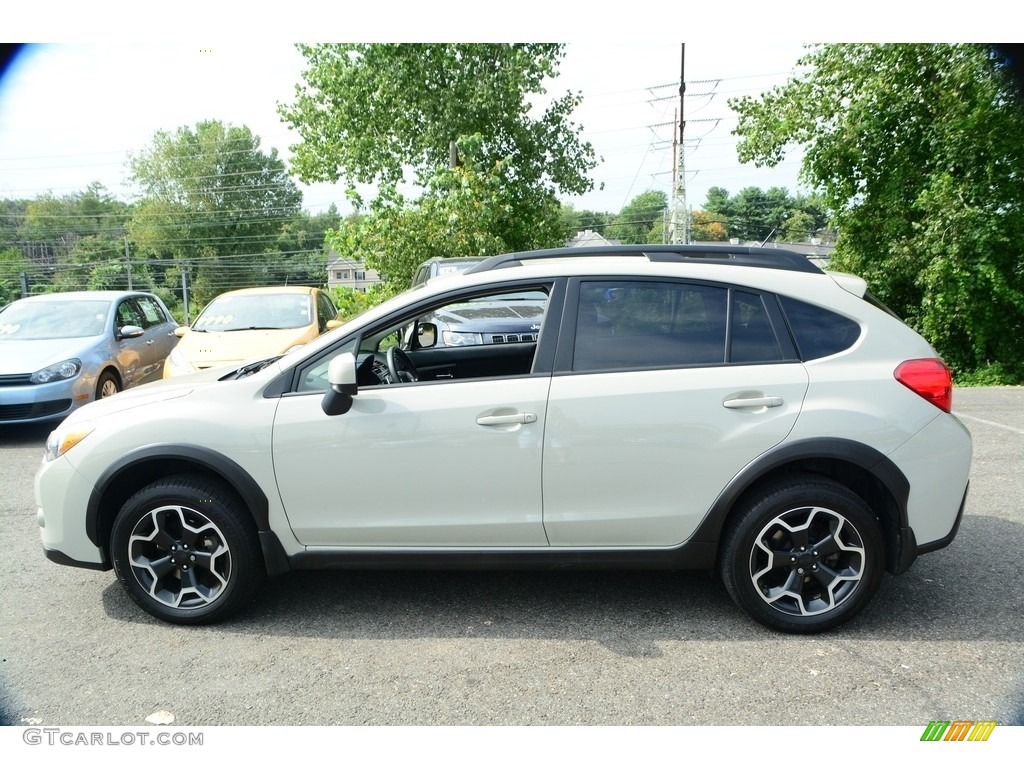 2014 XV Crosstrek 2.0i Premium - Desert Khaki / Black photo #11