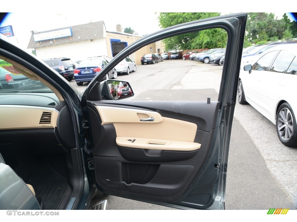 2011 Traverse LTZ AWD - Steel Green Metallic / Cashmere/Ebony photo #23