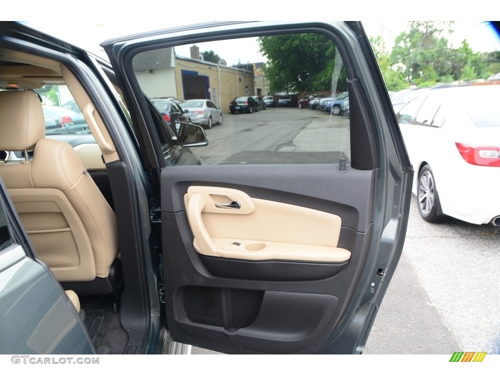 2011 Traverse LTZ AWD - Steel Green Metallic / Cashmere/Ebony photo #24