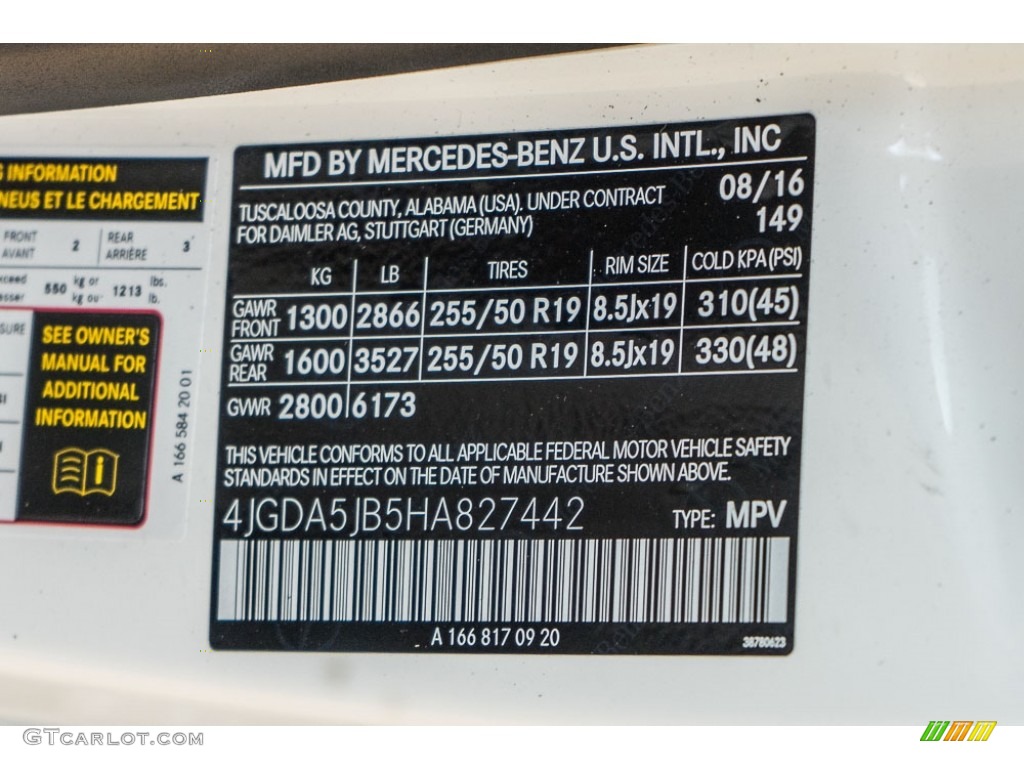 2017 GLE Color Code 149 for Polar White Photo #115494790