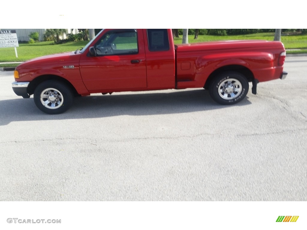 2001 Ranger XL SuperCab - Bright Red / Dark Graphite photo #2