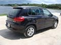 Deep Black Metallic - Tiguan SE Photo No. 7