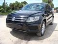 Deep Black Metallic - Tiguan SE Photo No. 26