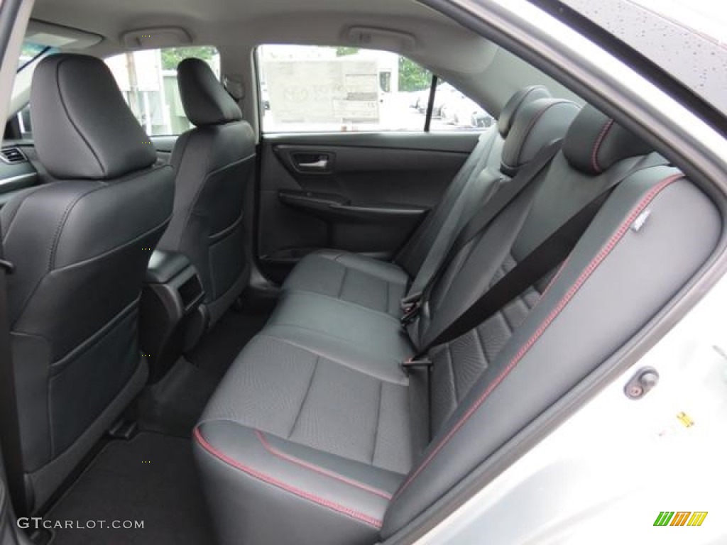 2017 Camry SE - Celestial Silver Metallic / Black photo #6
