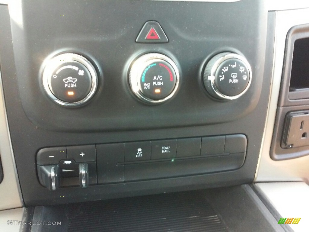 2013 1500 SLT Quad Cab 4x4 - Western Brown Pearl / Canyon Brown/Light Frost Beige photo #23
