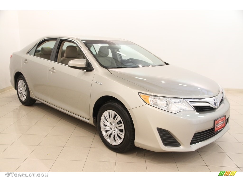2013 Camry Hybrid LE - Champagne Mica / Ivory photo #1