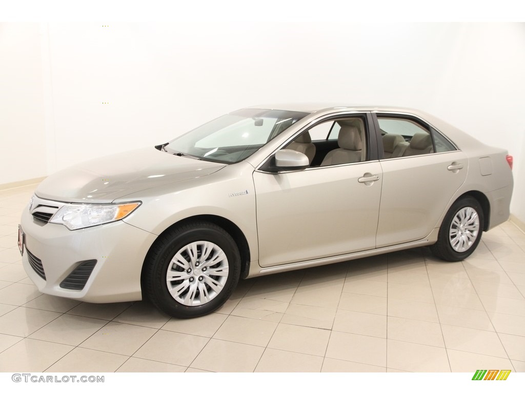 2013 Camry Hybrid LE - Champagne Mica / Ivory photo #3