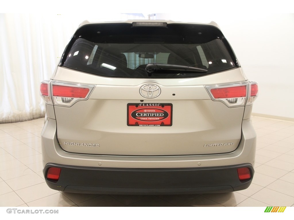 2015 Highlander Limited AWD - Creme Brulee Mica / Almond photo #21