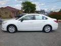 Crystal White Pearl - Legacy 2.5i Premium Photo No. 10
