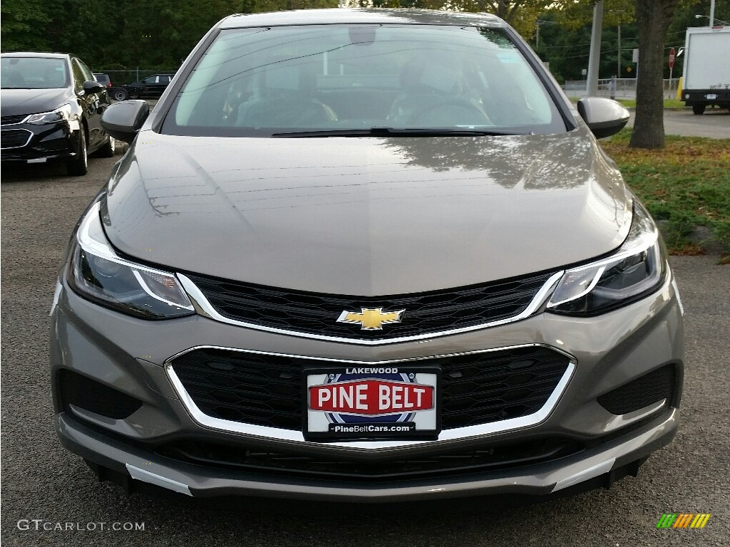 2017 Cruze LT - Pepperdust Metallic / Jet Black photo #2