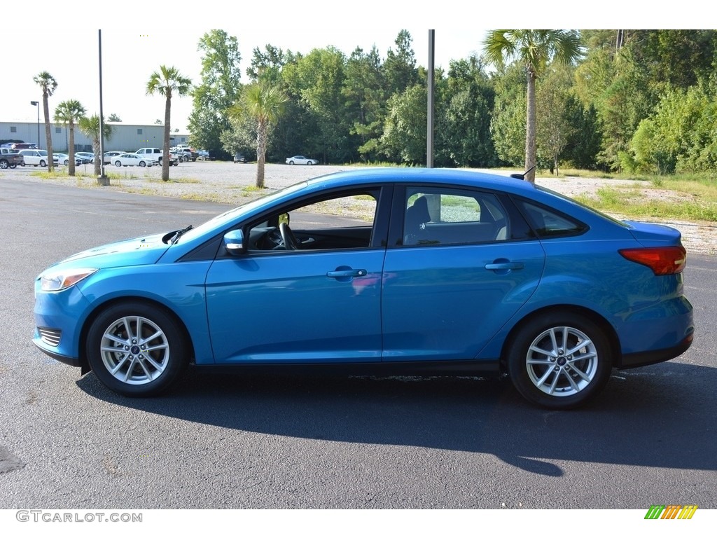 2015 Focus SE Sedan - Blue Candy Metallic / Charcoal Black photo #8
