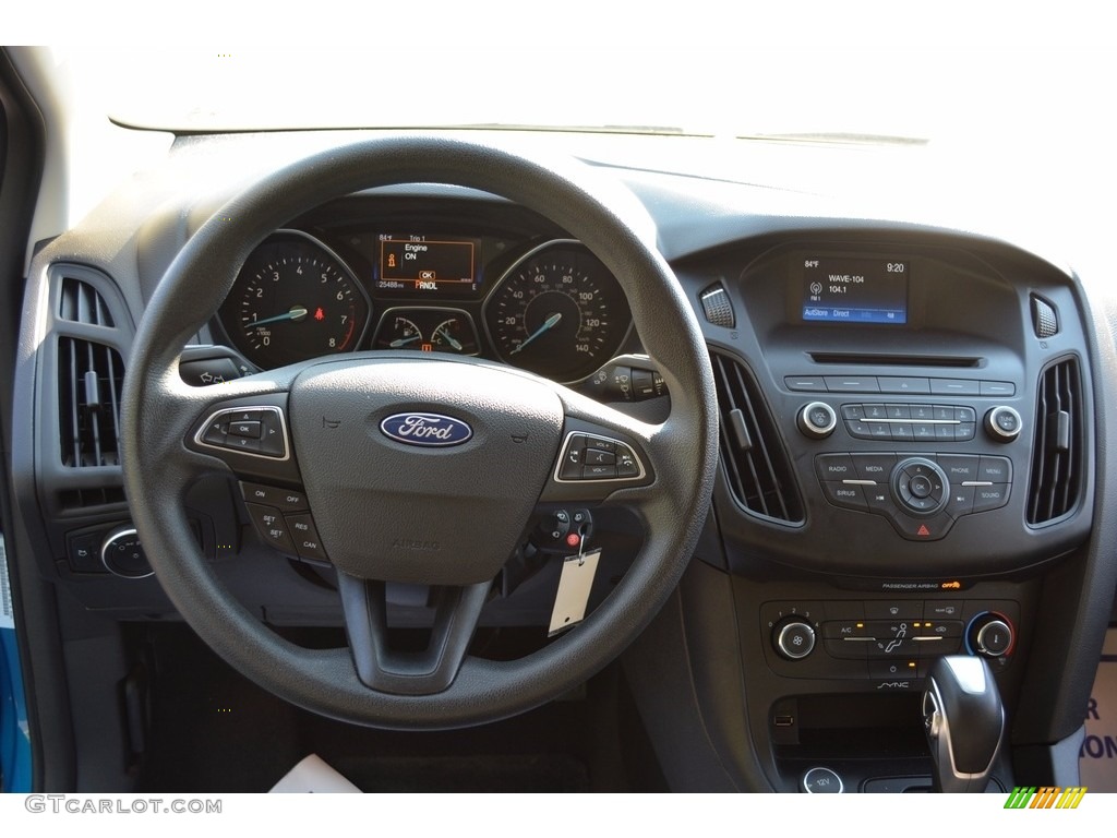 2015 Focus SE Sedan - Blue Candy Metallic / Charcoal Black photo #26