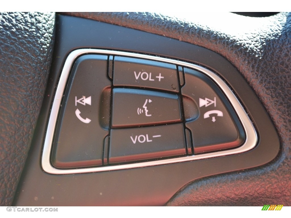 2015 Focus SE Sedan - Blue Candy Metallic / Charcoal Black photo #38