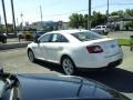 2010 White Suede Metallic Ford Taurus SEL  photo #4
