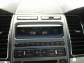 2010 White Suede Metallic Ford Taurus SEL  photo #15