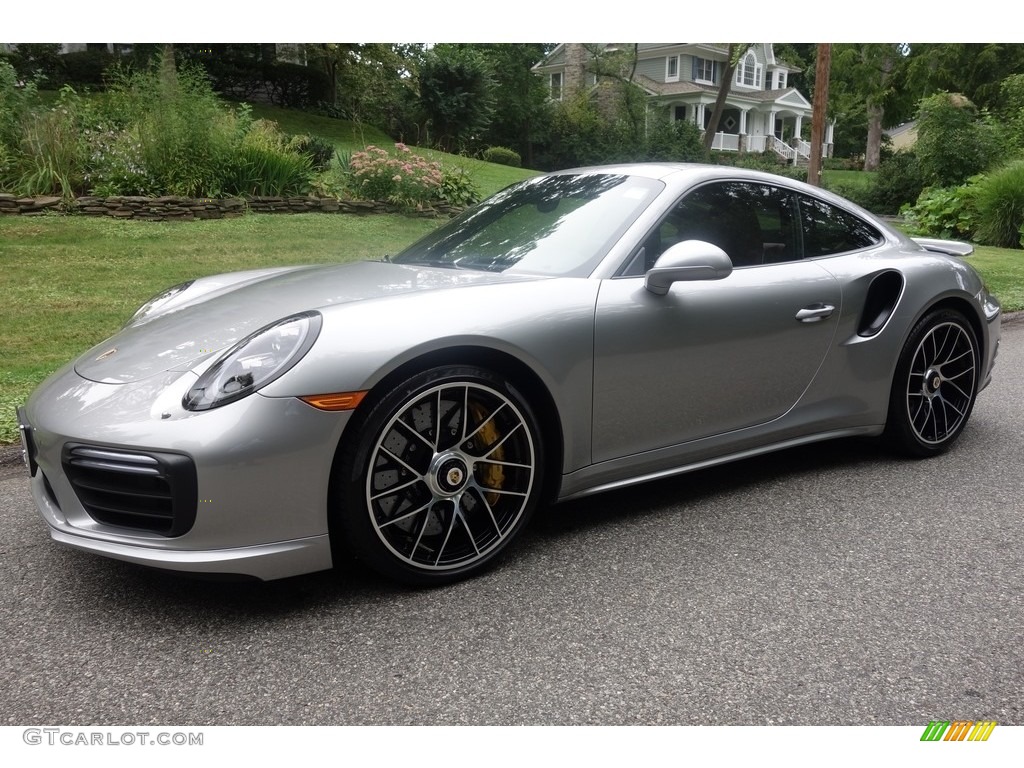 GT Silver Metallic Porsche 911