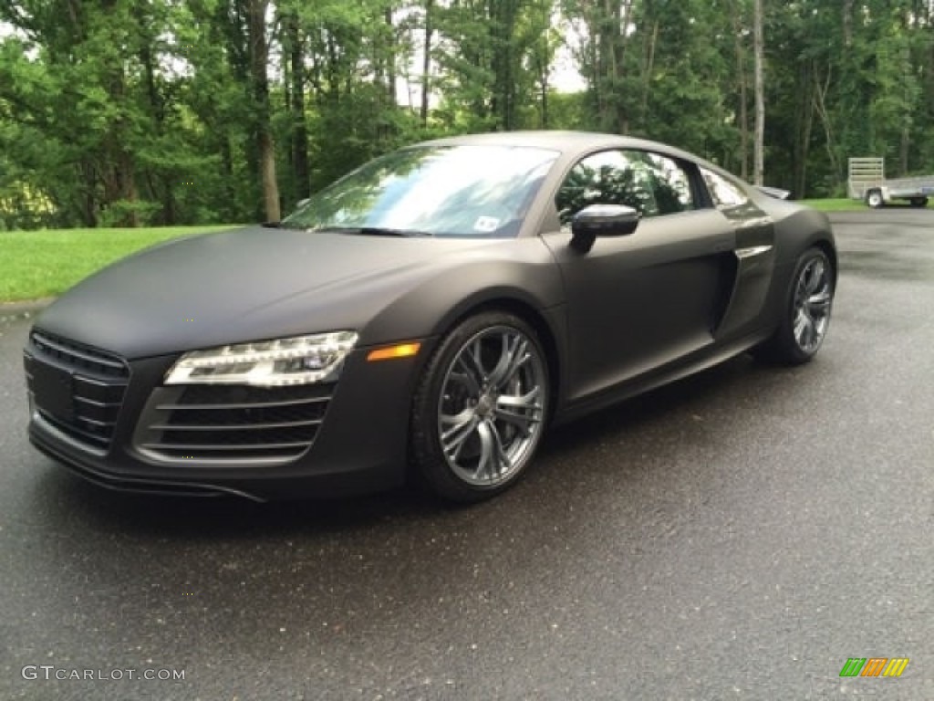 2015 R8 V10 Plus - Mythos Black Metallic / Black photo #2