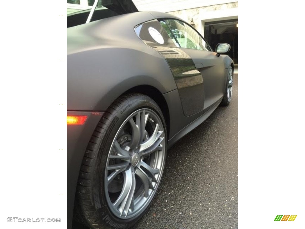 2015 R8 V10 Plus - Mythos Black Metallic / Black photo #12
