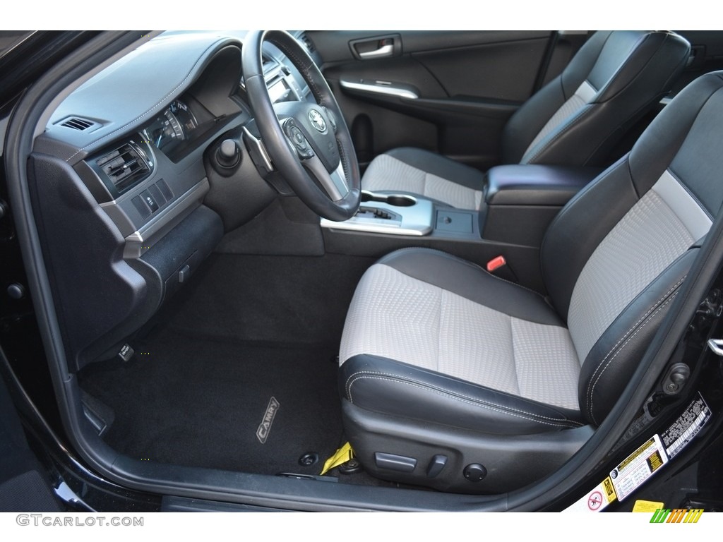 2014 Camry SE V6 - Attitude Black Metallic / Black/Ash photo #10