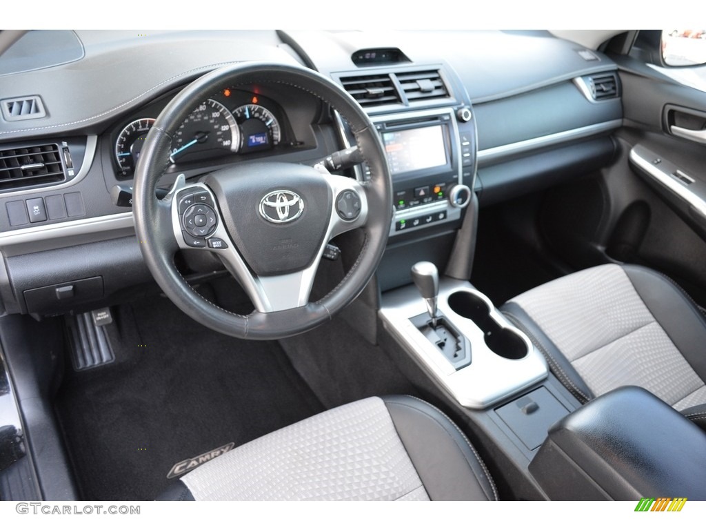 2014 Camry SE V6 - Attitude Black Metallic / Black/Ash photo #11