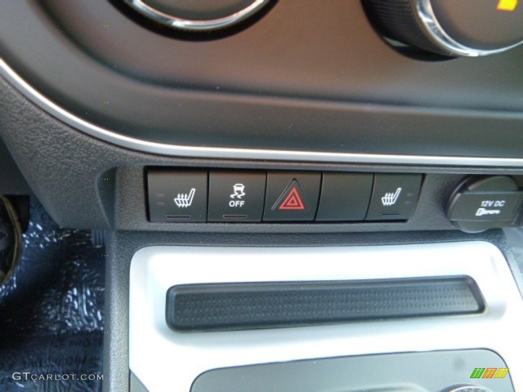 2017 Jeep Compass High Altitude 4x4 Controls Photo #115539693