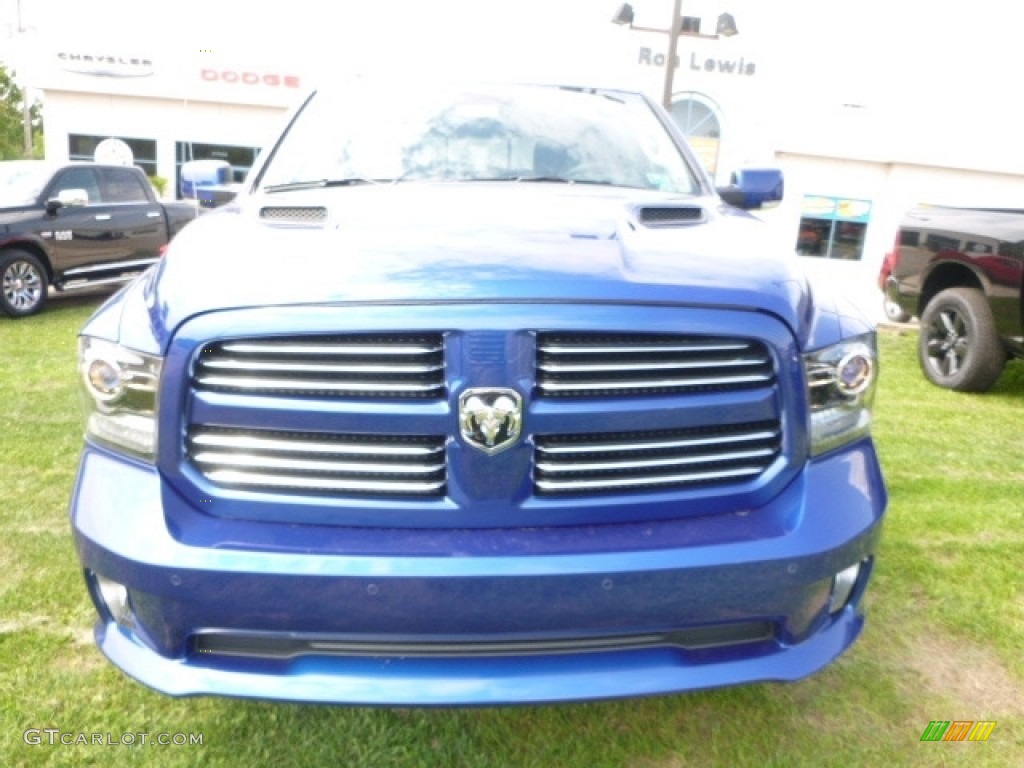 2017 1500 Sport Crew Cab 4x4 - Blue Streak Pearl / Black photo #12