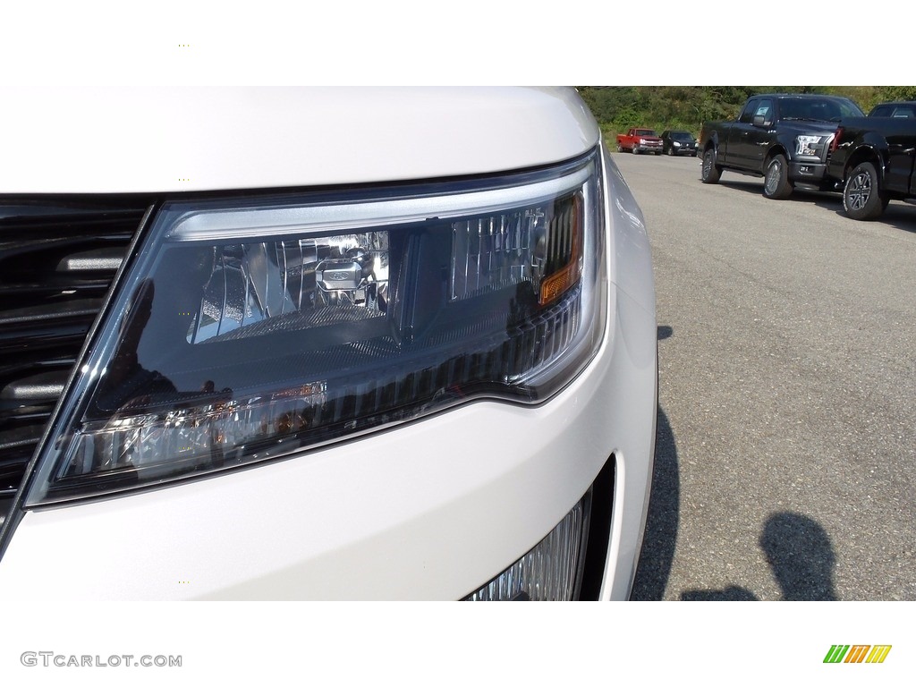 2017 Explorer Sport 4WD - Oxford White / Ebony Black photo #5