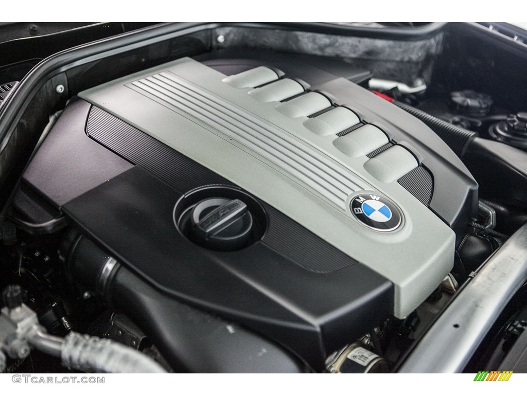 2013 BMW X5 xDrive 35d Engine Photos