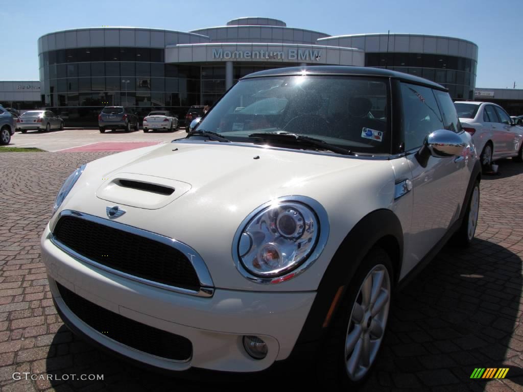 2009 Cooper S Hardtop - Pepper White / Lounge Carbon Black Leather photo #1