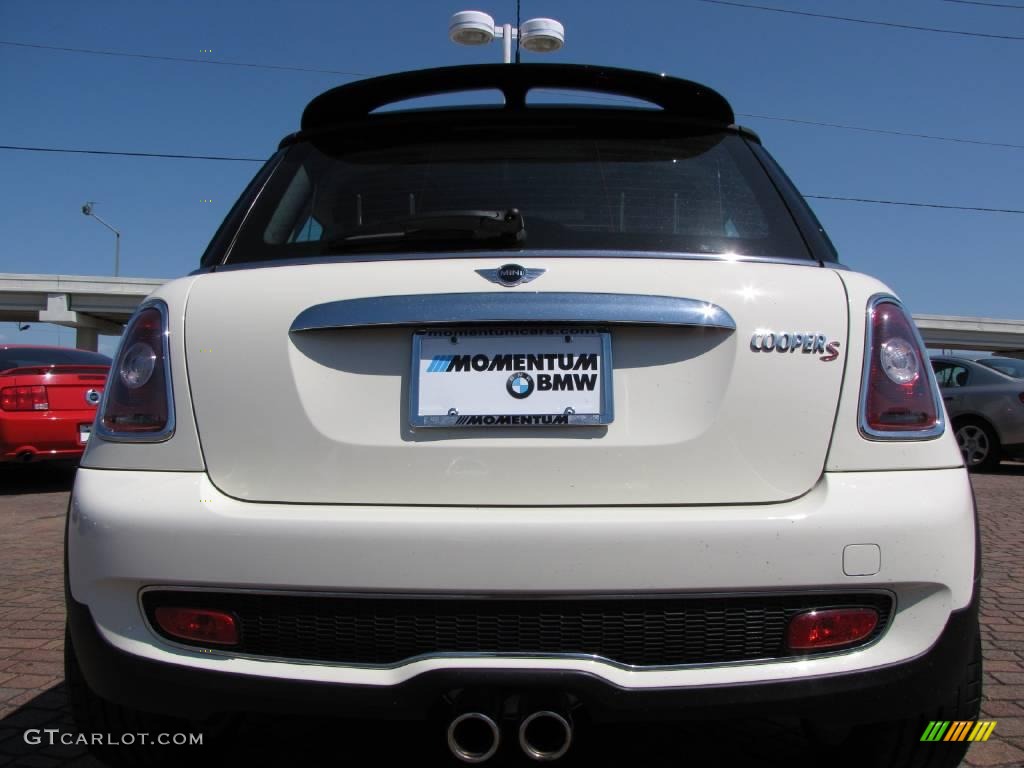 2009 Cooper S Hardtop - Pepper White / Lounge Carbon Black Leather photo #4