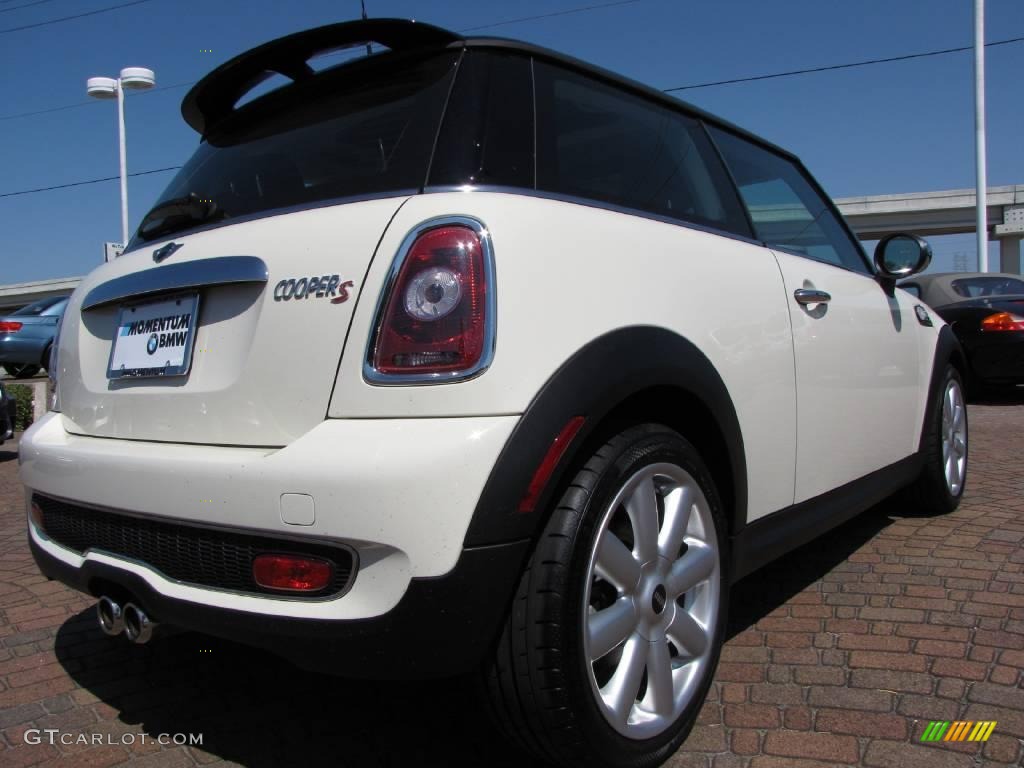2009 Cooper S Hardtop - Pepper White / Lounge Carbon Black Leather photo #5