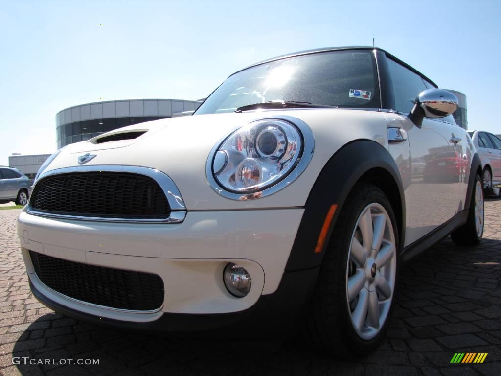 2009 Cooper S Hardtop - Pepper White / Lounge Carbon Black Leather photo #9