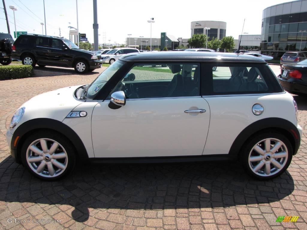 2009 Cooper S Hardtop - Pepper White / Lounge Carbon Black Leather photo #10