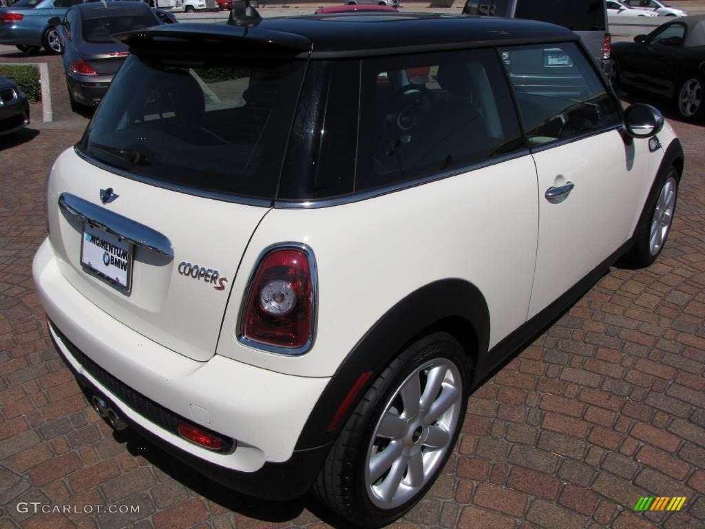 2009 Cooper S Hardtop - Pepper White / Lounge Carbon Black Leather photo #13