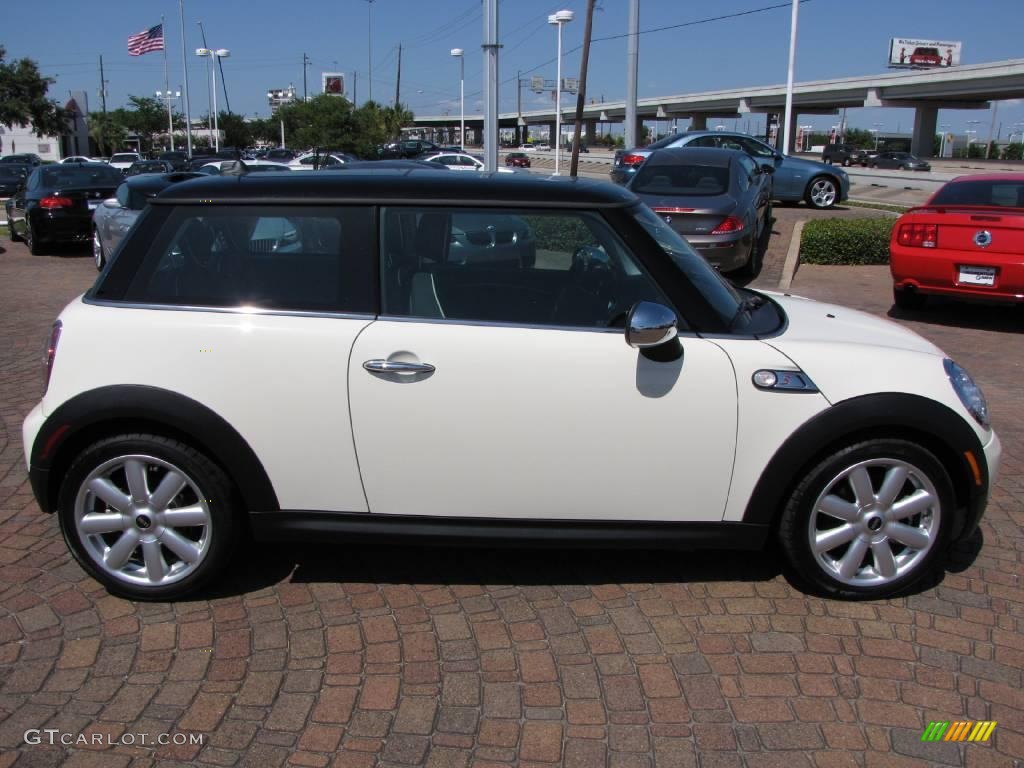 2009 Cooper S Hardtop - Pepper White / Lounge Carbon Black Leather photo #14