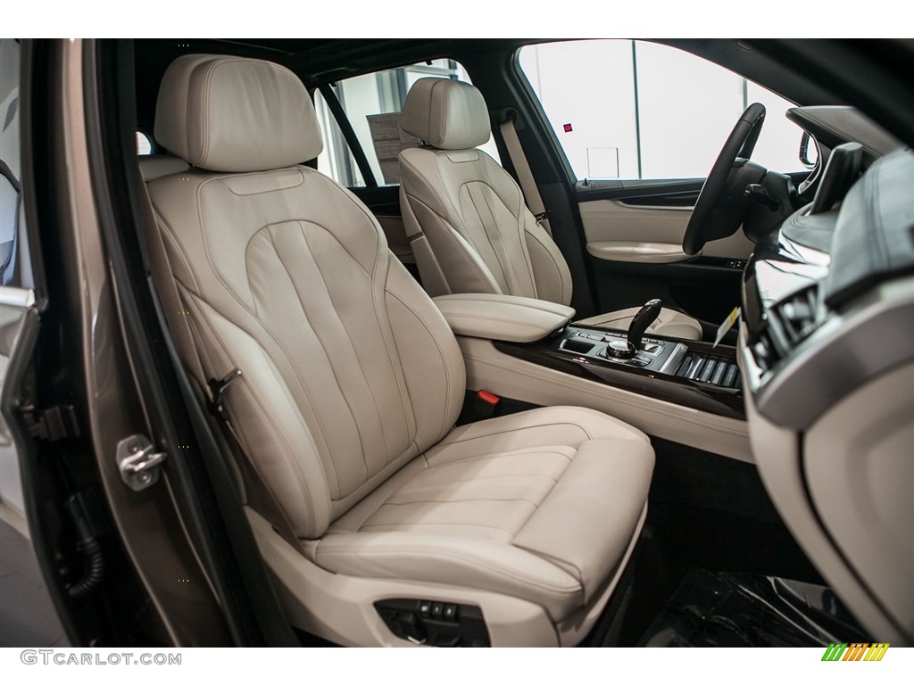 Ivory White/Black Interior 2017 BMW X5 xDrive50i Photo #115547438
