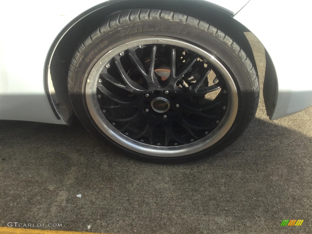 2012 Veloster  - Century White / Gray photo #5