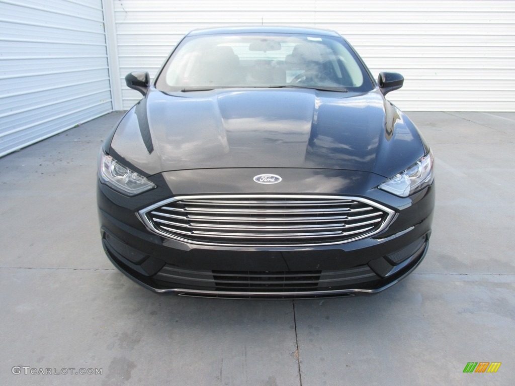 2017 Fusion SE - Shadow Black / Ebony photo #8