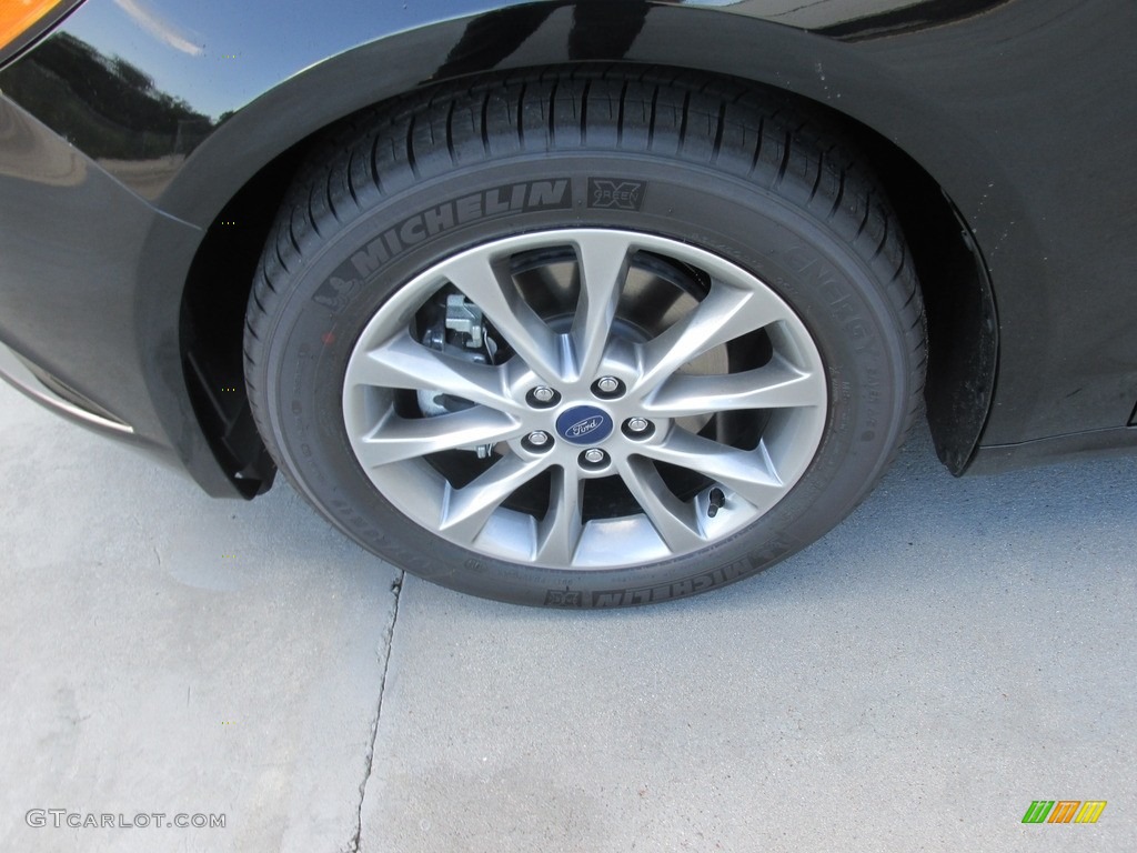 2017 Fusion SE - Shadow Black / Ebony photo #11